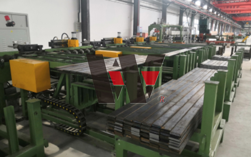 Fully Automatic Blanking And Punching Line